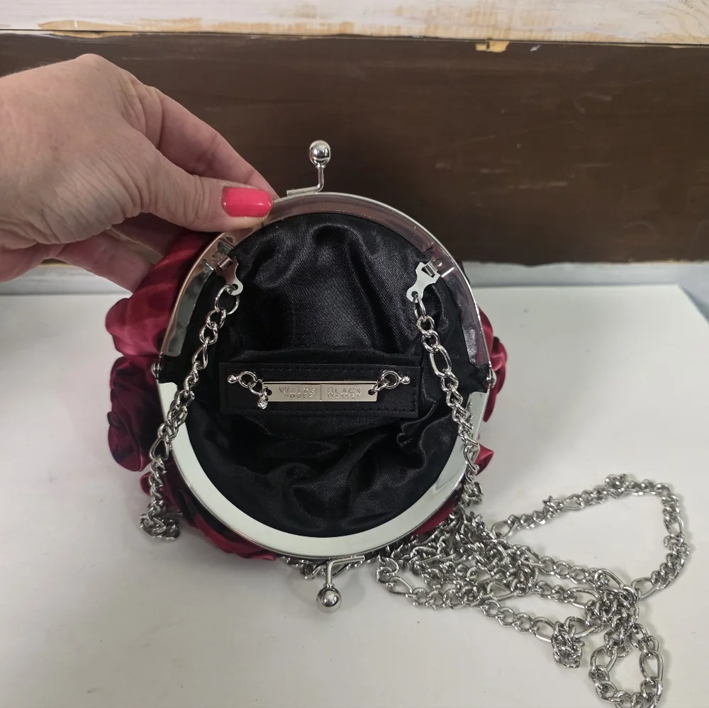 White House Black Market 3D Rose Elegant Kisslock Bag - Picture 8 of 10